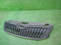 Решетка радиатора Skoda Rapid (2012-2020)