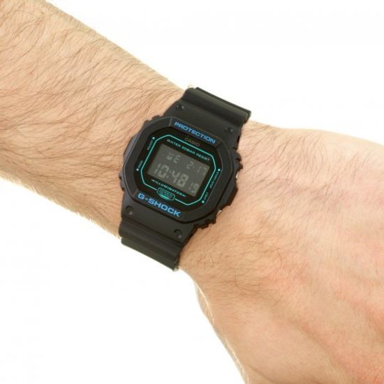 Часы мужские Casio G-Shock DW-5600BBM-1ER