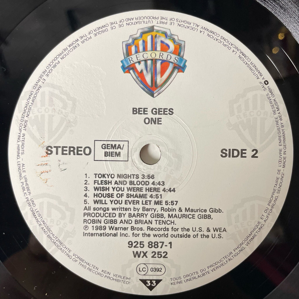 Винтажная виниловая пластинка LP Bee Gees One (Germany 1989) Flesh And Blood