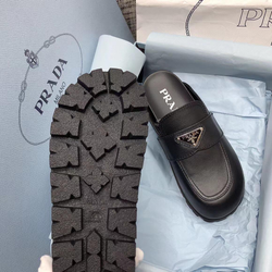 Мюли Prada