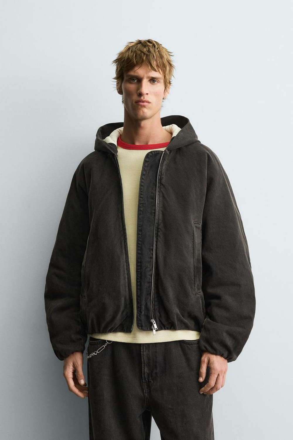 ZARA УТЕПЛЕННАЯ ДЖИНСОВАЯ КУРТКА С КАПЮШОНОМ, КОРИЧНЕВЫЙ