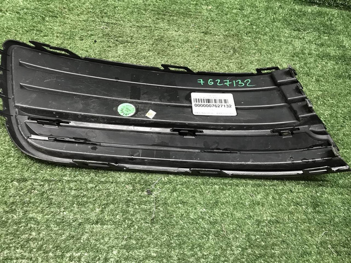 Накладка переднего бампера VW Polo sedan (15-20)