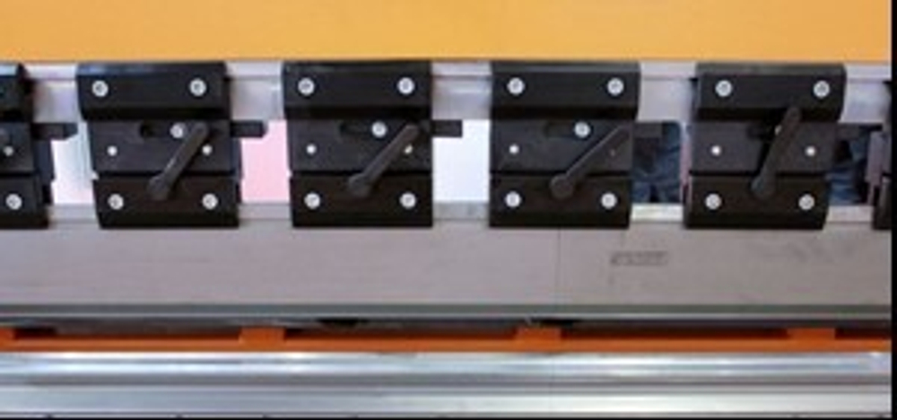 Гидравлический листогибочный пресс Ermaksan Power Bend Pro 2600-100