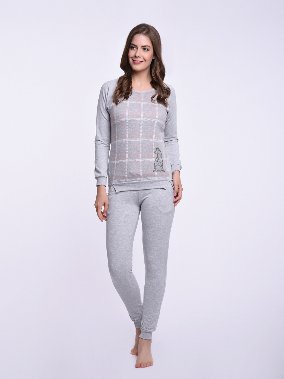 Костюм для дома и отдыха(кофта+штаны)