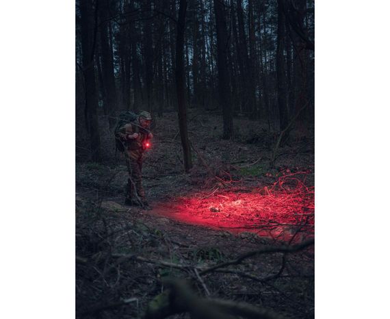 Мультифонарь Armytek Wizard C2 WR Magnet USB нейтральный и красный свет