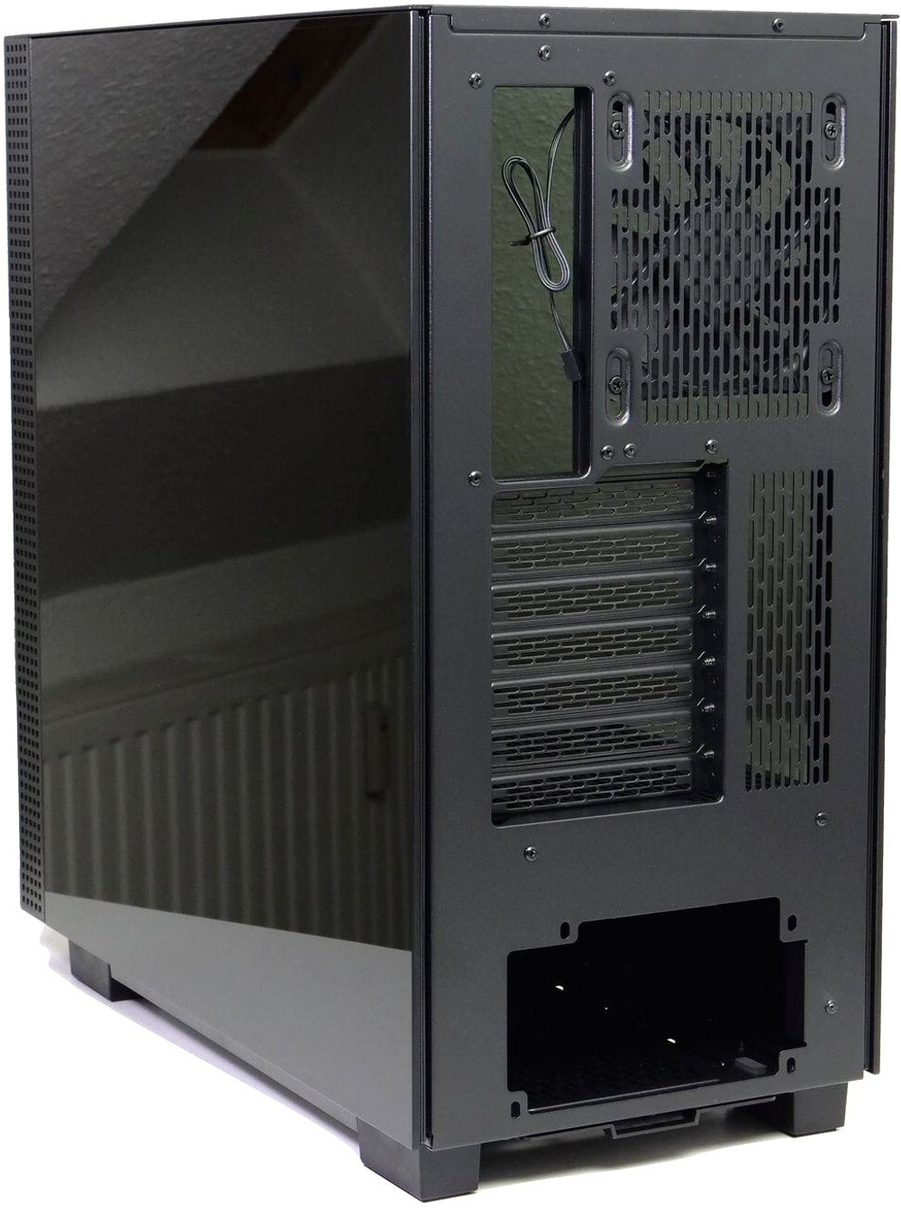 Корпус Razer Tomahawk A1 mATX, E-ATX, Mini-ITX, ATX, Midi-Tower, без БП, с окном, подсветка, 2xUSB 3.0, Audio, USB Type-C RTL
