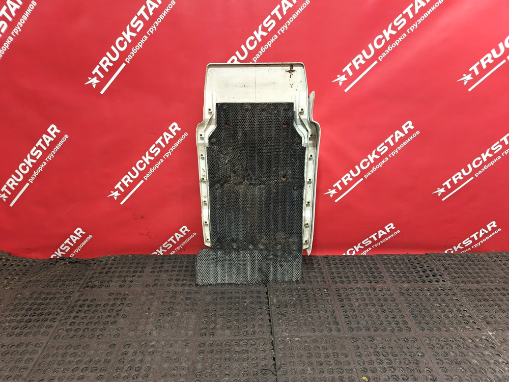 Крыло переднее правое задняя часть 2022г.