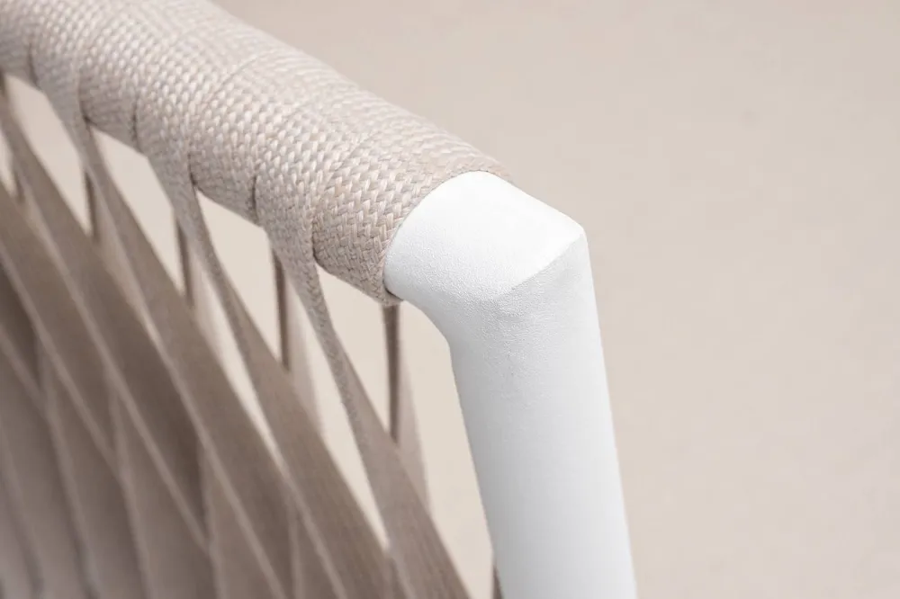 "Касабланка" диван 2-местный плетеный из роупа, каркас алюминий белый муар, роуп бежевый 20мм, ткань бежевая 15052