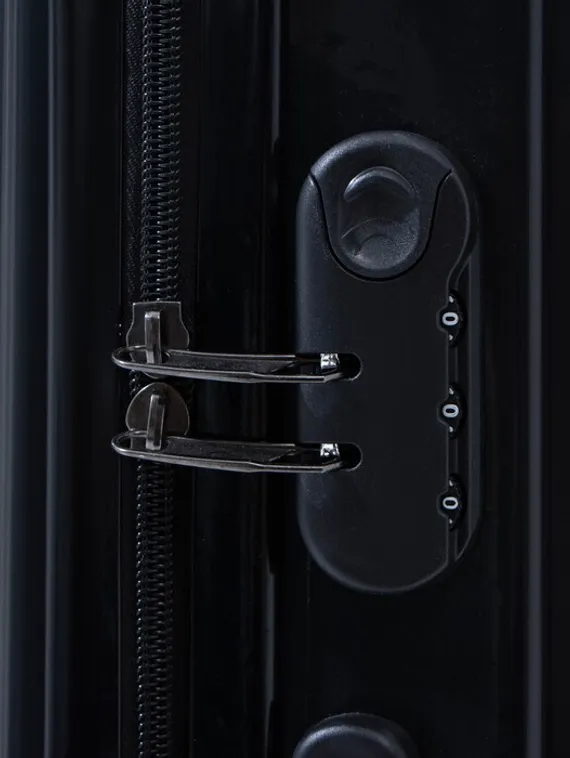 Чемодан большой 28", кодовый замок, цвет чёрный