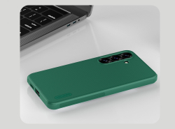 Усиленный защитный чехол зеленого цвета (Dark Green) от Nillkin для Samsung Galaxy S25, серия Super Frosted Shield Pro