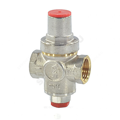 Регулятор давления поршневой латунь R153C Ду 15 Ру16 1/2" ВР Рн=1 - 5,5бар с выходом под манометр Giacomini R153CX003