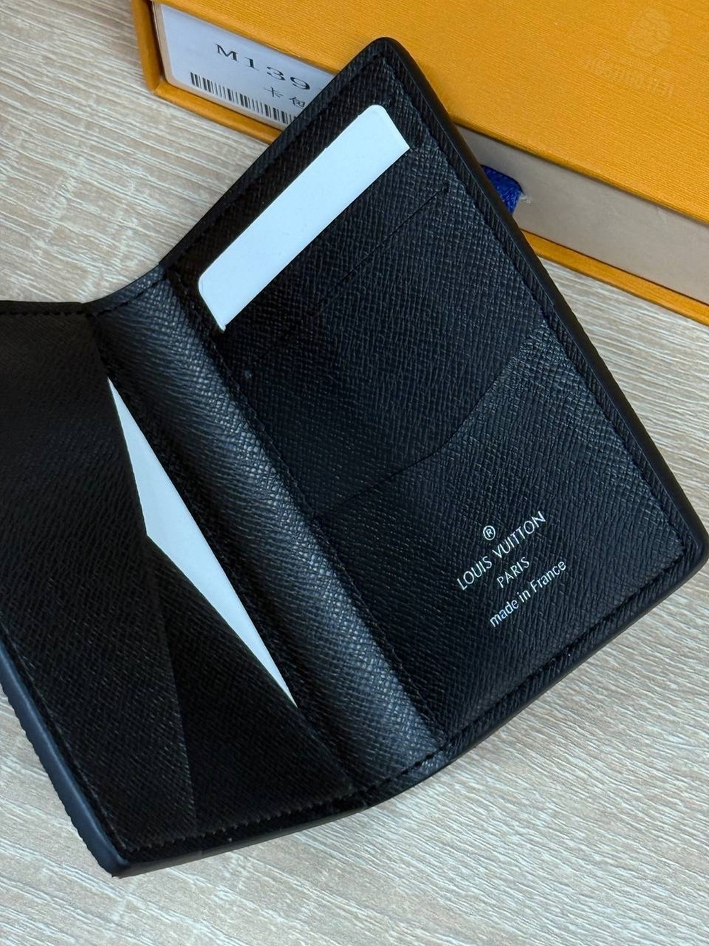 Визитница Louis Vuitton