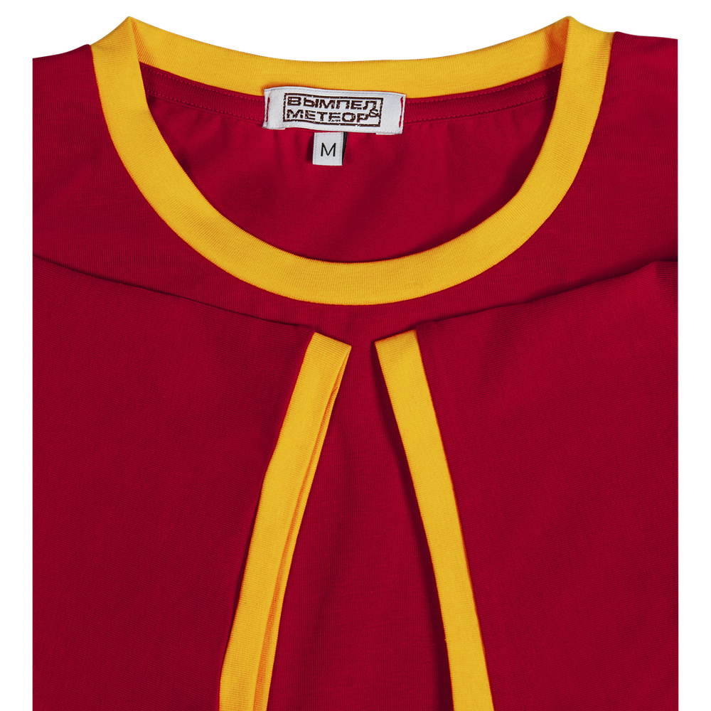 Базовая футболка красная