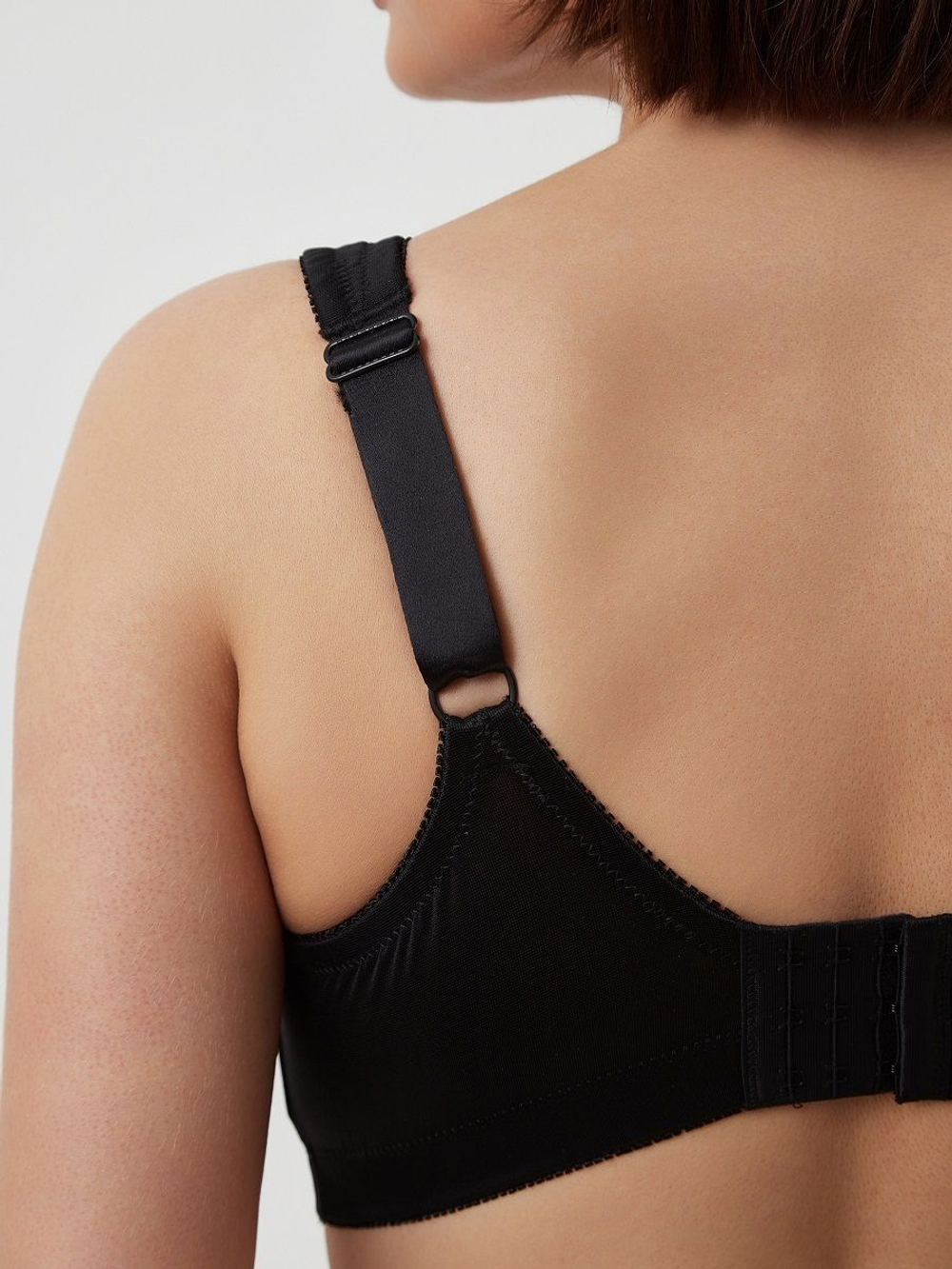 Бескостный бюстгальтер с Т-образной чашкой (Размер: 36DDD) (Цвет: черный)