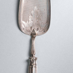 Лопатка для десертов с дворянским гербом