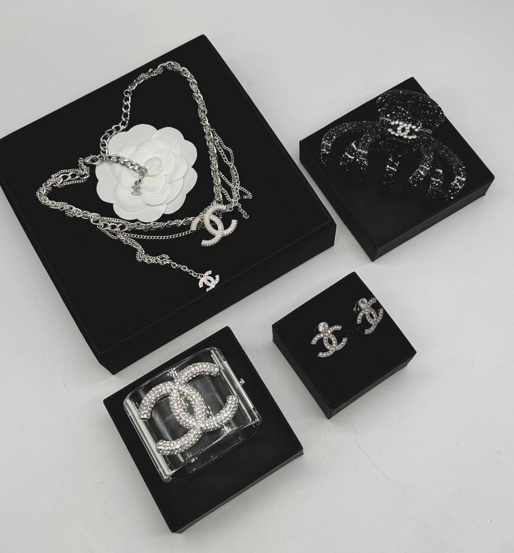 Крабик CHANEL