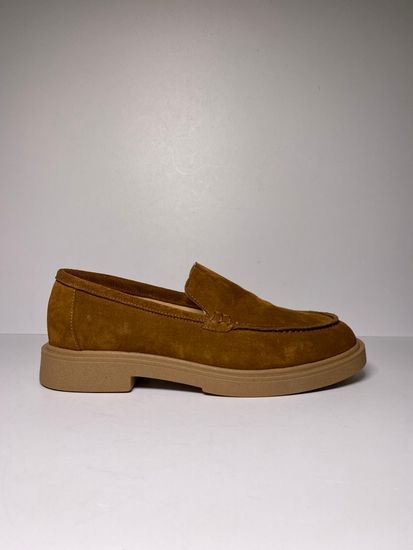 Лоферы женские