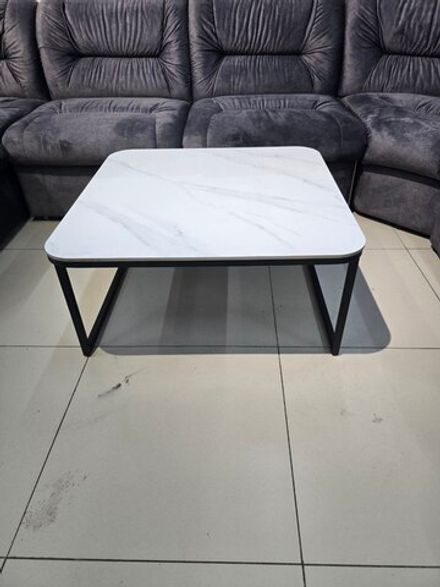 Стол журнальный квадрат большой