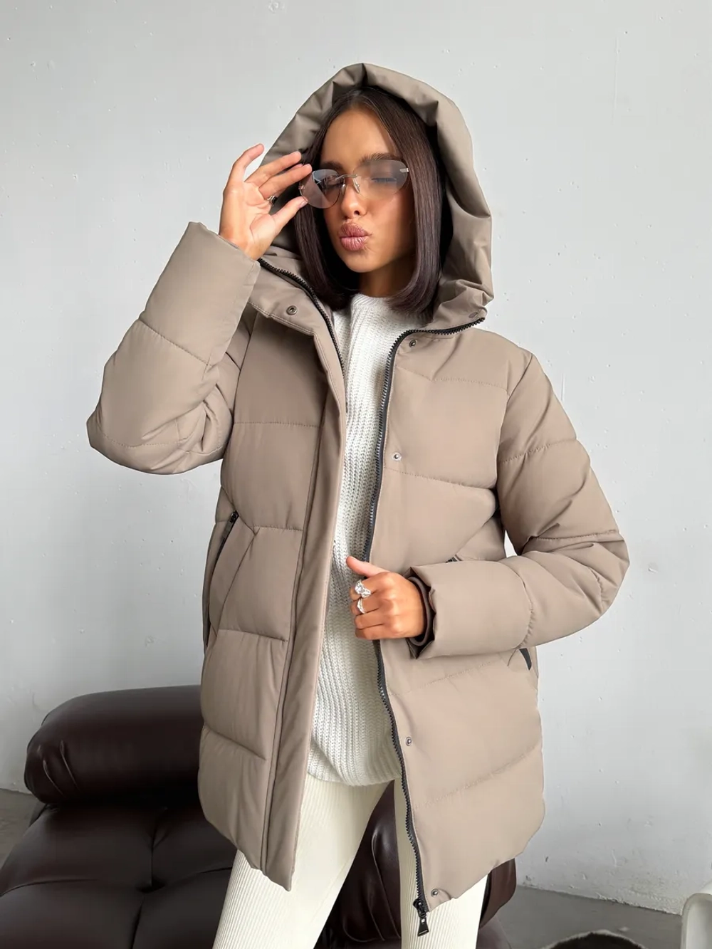 Куртка демисезонная с капюшоном удлиненная