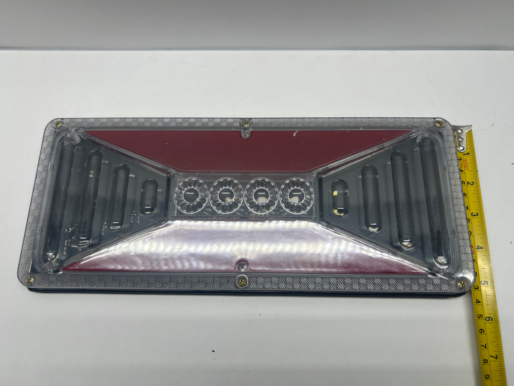 12V - 140-2C 6D / Задние фонари на грузовик, прицеп, ГАЗель, ГАЗ, МАЗ, автобус, 12 Вольт, длина 33 см, 140-2C 6D - TG (2 шт. / комплект)