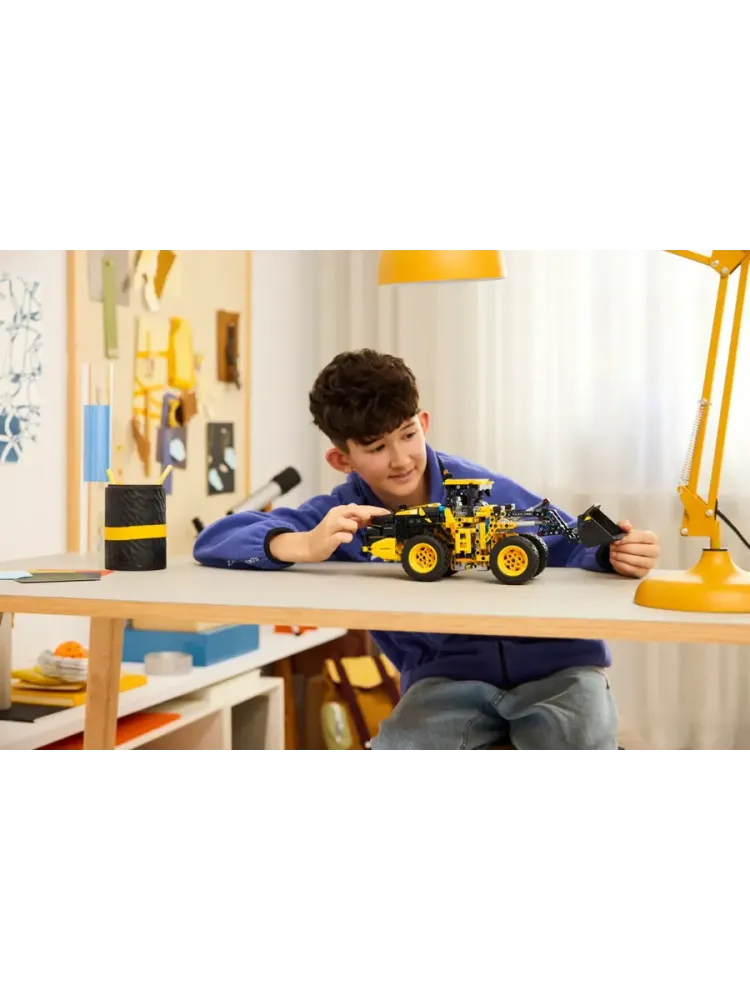 Конструктор Technic 42209 Колесный погрузчик Volvo L120