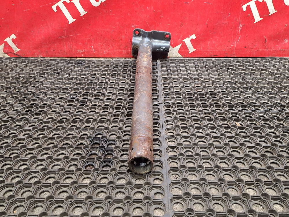 Кронштейн крыла заднего