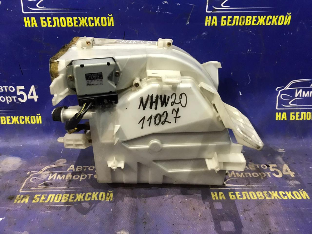 Моторчик печки TOYOTA PRIUS 2003-2011