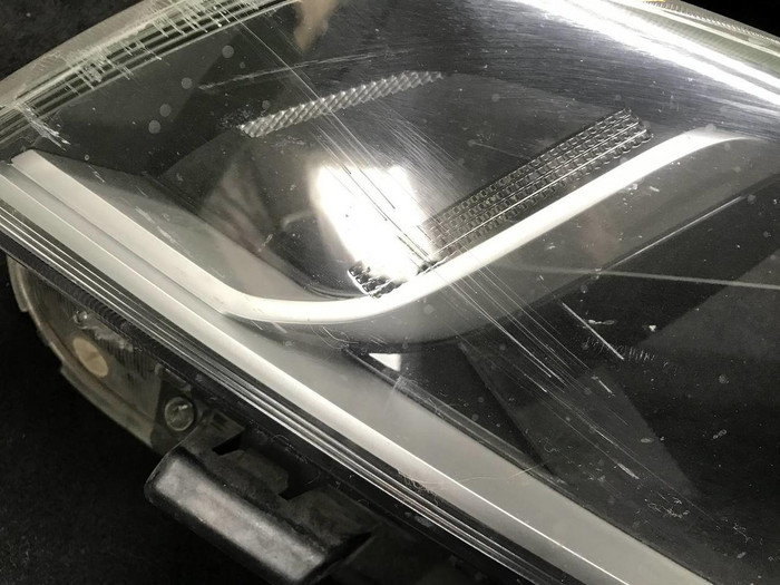 Стекло фары левое Kia Rio 4 FB (2017-2020)