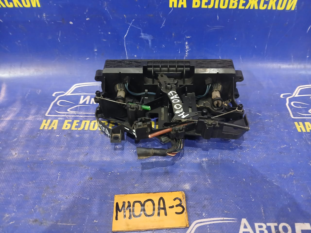 Блок управления климат-контролем TOYOTA DUET 1999