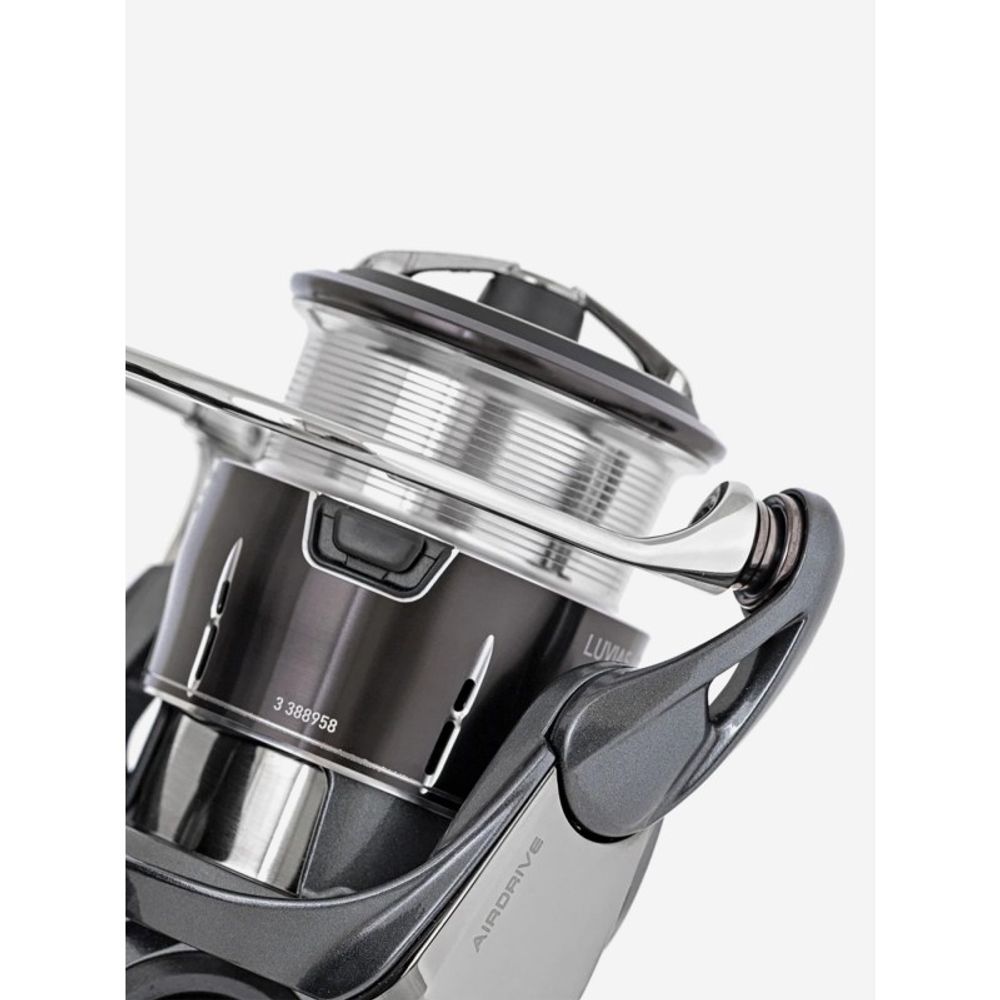 DAIWA Катушка 24 Luvias LT 2500S