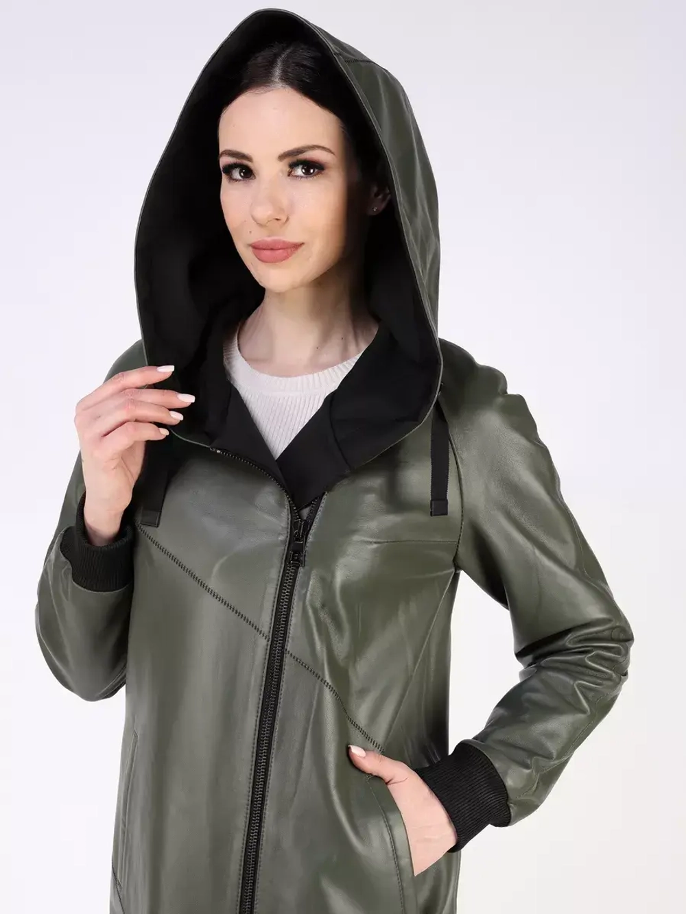 Кожаный плащ длинный с капюшоном пальто