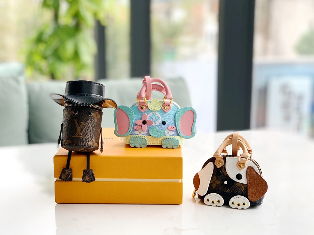Louis Vuitton Bag Charm And Key Holder
