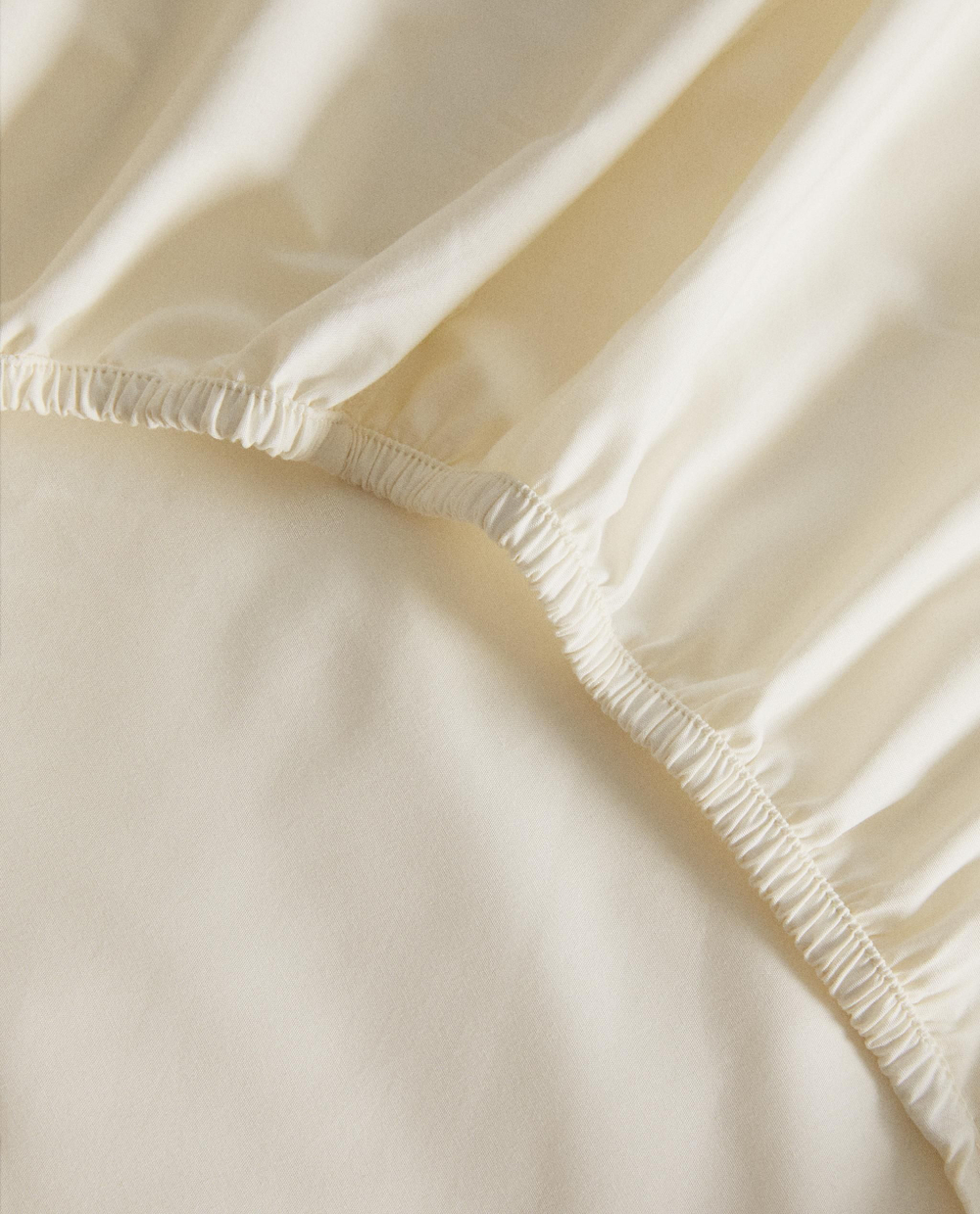 Zara Home - Простыня с ситцевой резинкой, высота 40 см (вес 200 нитей), ванильный, 180х200х40 см