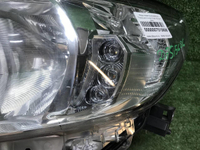 Битая Фара левая Toyota LC Prado 150 17-нв галоген