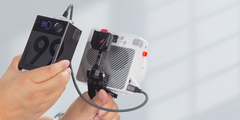 Аккумуляторная площадка SWIT TA-T10S для V-Mount c площадкой Arca Swiss, кронштейном и ножками