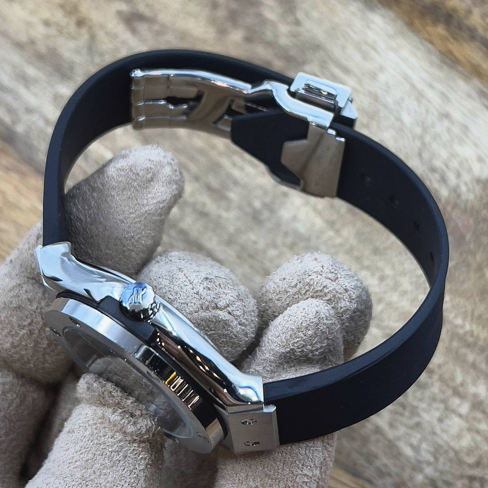 Часы Hublot