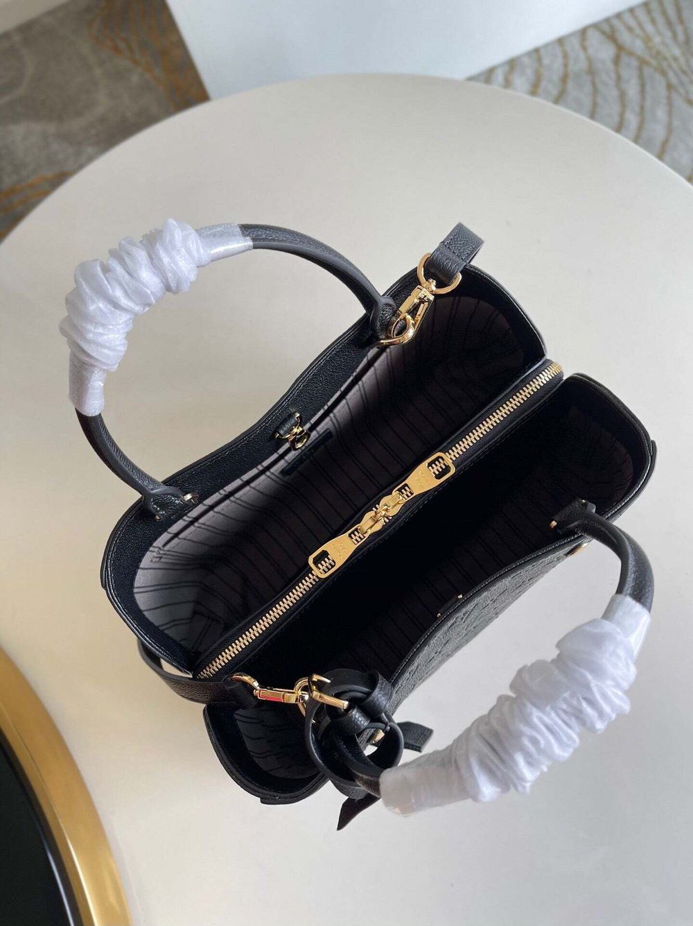 Louis Vuitton Montaigne MM