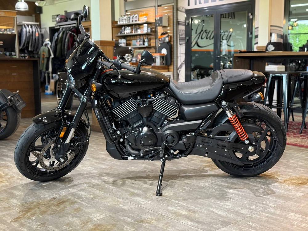 Harley-Davidson Street Rod, 2020 Black
