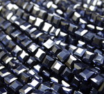 БВН008ДС3 Хрустальные бусины квадратные, цвет: черный AB непрозрачный, 3 мм, кол-во: 63-65 шт.