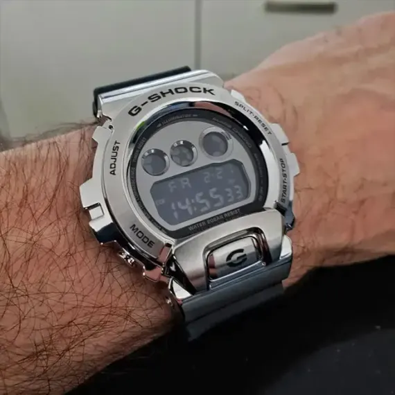 Наручные часы Casio GM-6900-1E