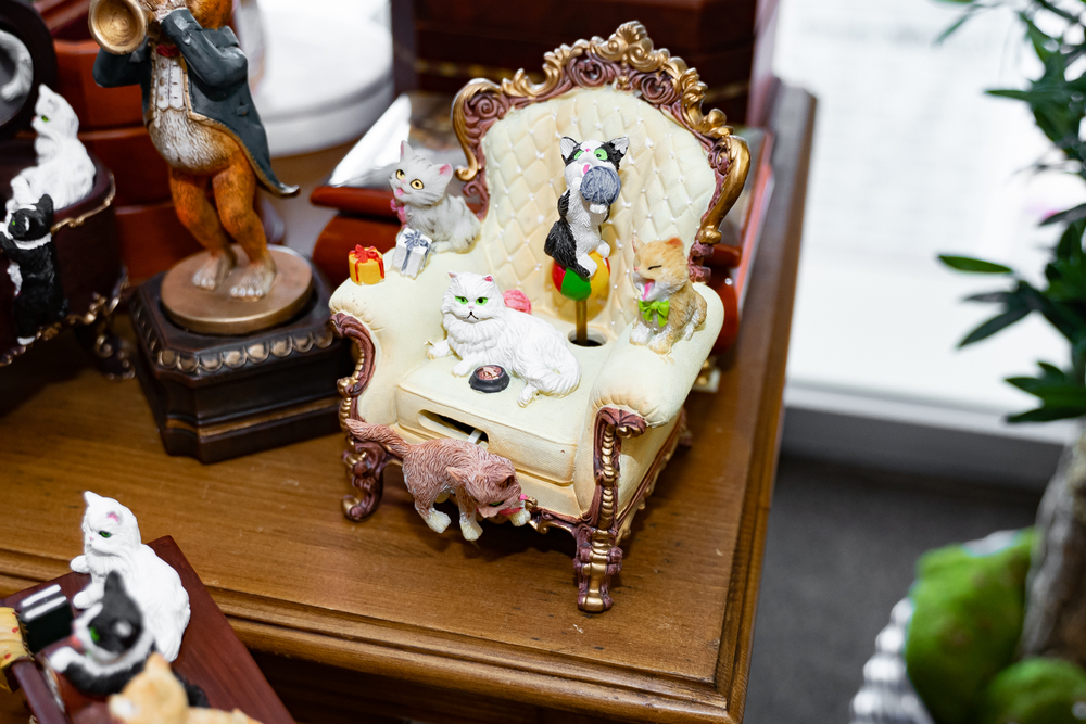 Музыкальная композиция Коты в кресле