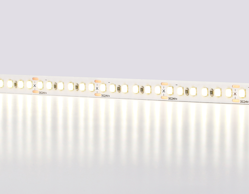 GS3202 2835 180Led/ 14.4W m/ 24V IP20 4500K/ 5000*8*1.2mm (2 конт.)