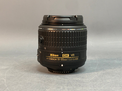 Nikon D3500 Kit 18–55mm f/3.5–5.6 G VR II 20 кадров