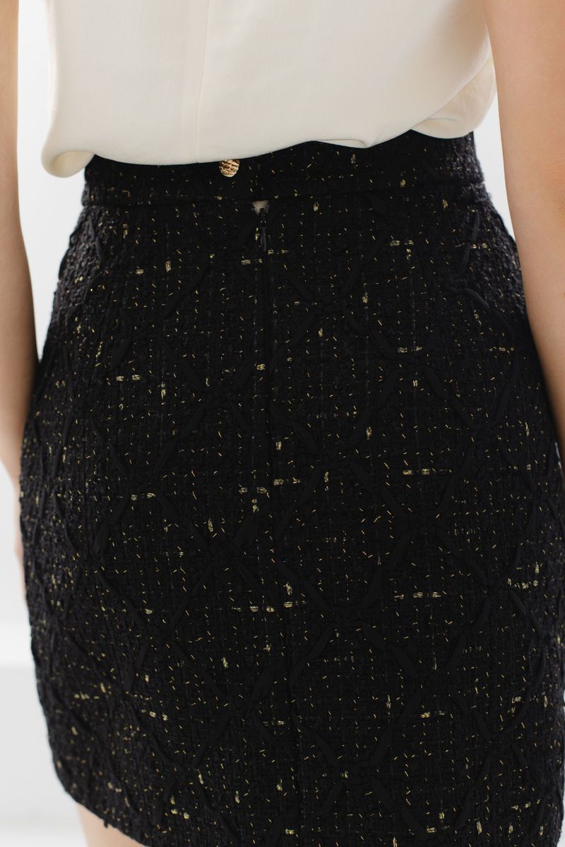 Юбка из твида мини черная с золотыми нитями