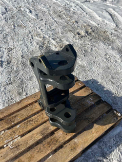 Поворотная рама (Swing post) 3517861M95 Terex