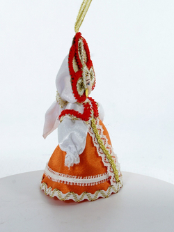 Кукла-подвеска сувенирная Потешного промысла в русском костюме.