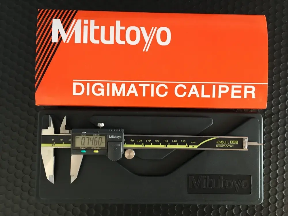 Mitutoyo Штангенциркуль 150 мм