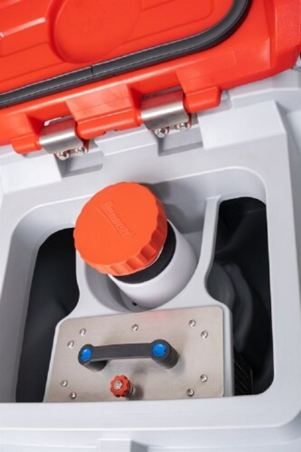 Машина поломоечная Bennett Dragon D100b с местом оператора BNT65020