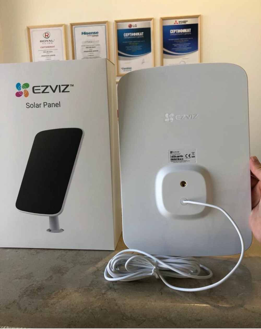 Солнечная зарядная панель Ezviz модель - С