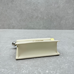 Jacquemus Rond Carre 19 cm